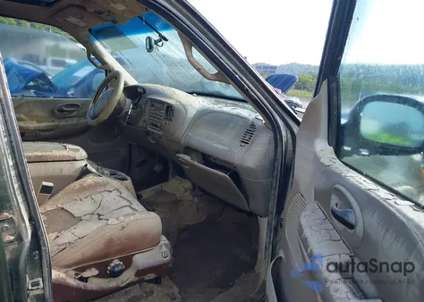 2002 Ford F-150 Lariat/Xlt из США, поврежденный, VIN 1FTRW08L22KA65184